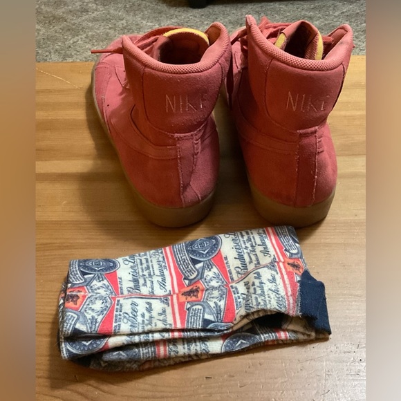Nike size 12 high top canvas sneakers.wine / burgundy in color n hand made socks - Picture 4 of 9